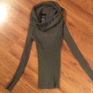 Gray sweater